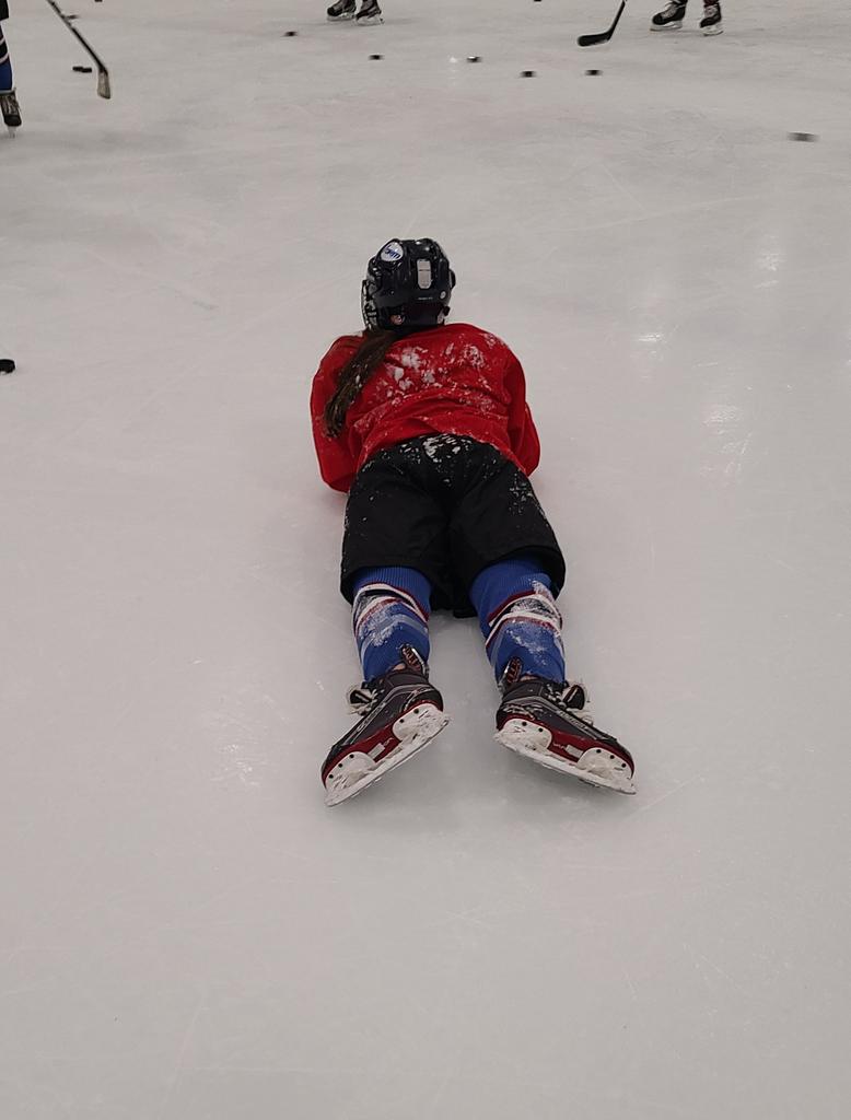 Storm_GIHOC's tweet photo. The time honored reward for a second place finish in small games.. #logrolls https://t.co/T9n3WpBWv1