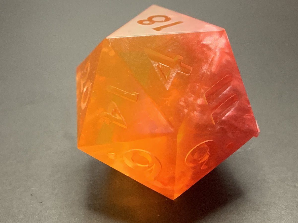 OvenMitts_RR's tweet photo. Dice from newest set. #dice #dnd #dnddice #dungeonsanddragons #trepg #ttrpgdice #d20 https://t.co/MSrX1KOAtS
