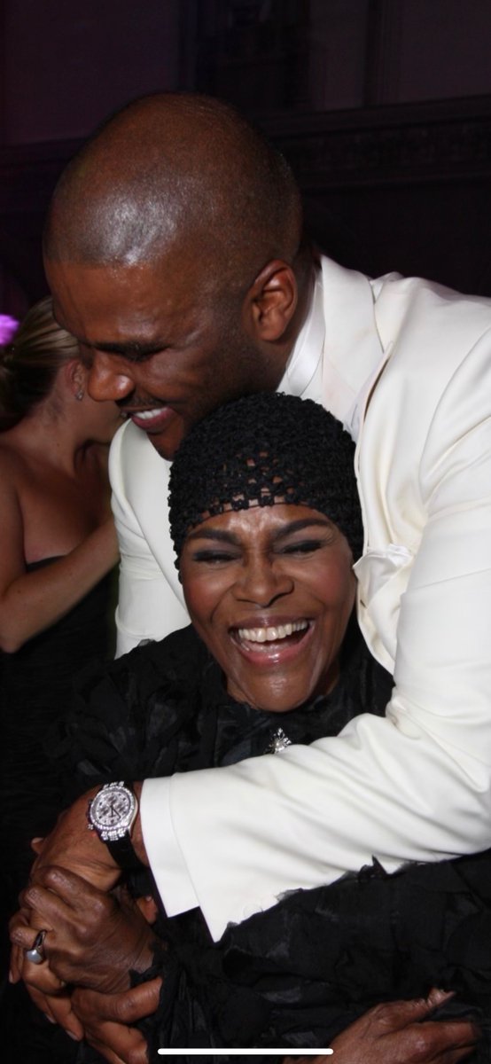 tylerperry's tweet photo. I was sitting at the table working when I got this overwhelming feeling to watch Miss Jane Pittman. I hadn’t seen the movie in years. I didn’t even understand the feeling to turn it on, but I did anyway. Not 12 minutes into the movie my phone rang... cont: https://t.co/Cnwrw6chXg https://t.co/KwogNifCV8