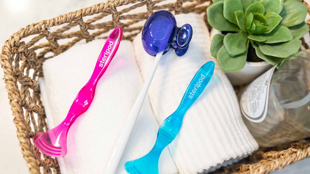 Protect your toothbrush. The result? A fresh, beautiful smile 😊​
#cleanteeth #toothbrush
