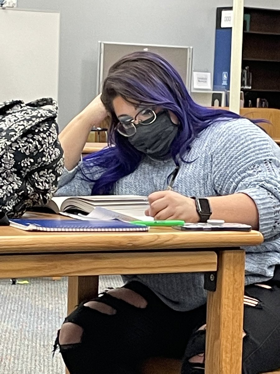 MsChereb's tweet image. Today, the Brazoswood Tutoring Center sponsored by NHS OPENED! We are excited to be a part of helping the students and teachers at Bwood! #bwoodbucs #bwoodnhs