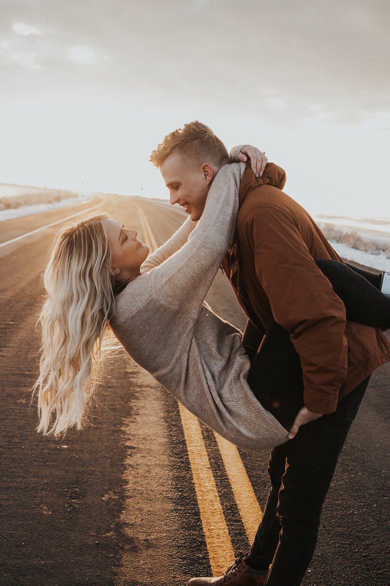 merwilliamson's tweet photo. Just stopping in to remind everyone that I’m engaged and get to marry the love of my life. That’s all :) https://t.co/xzeqBZ2OIg