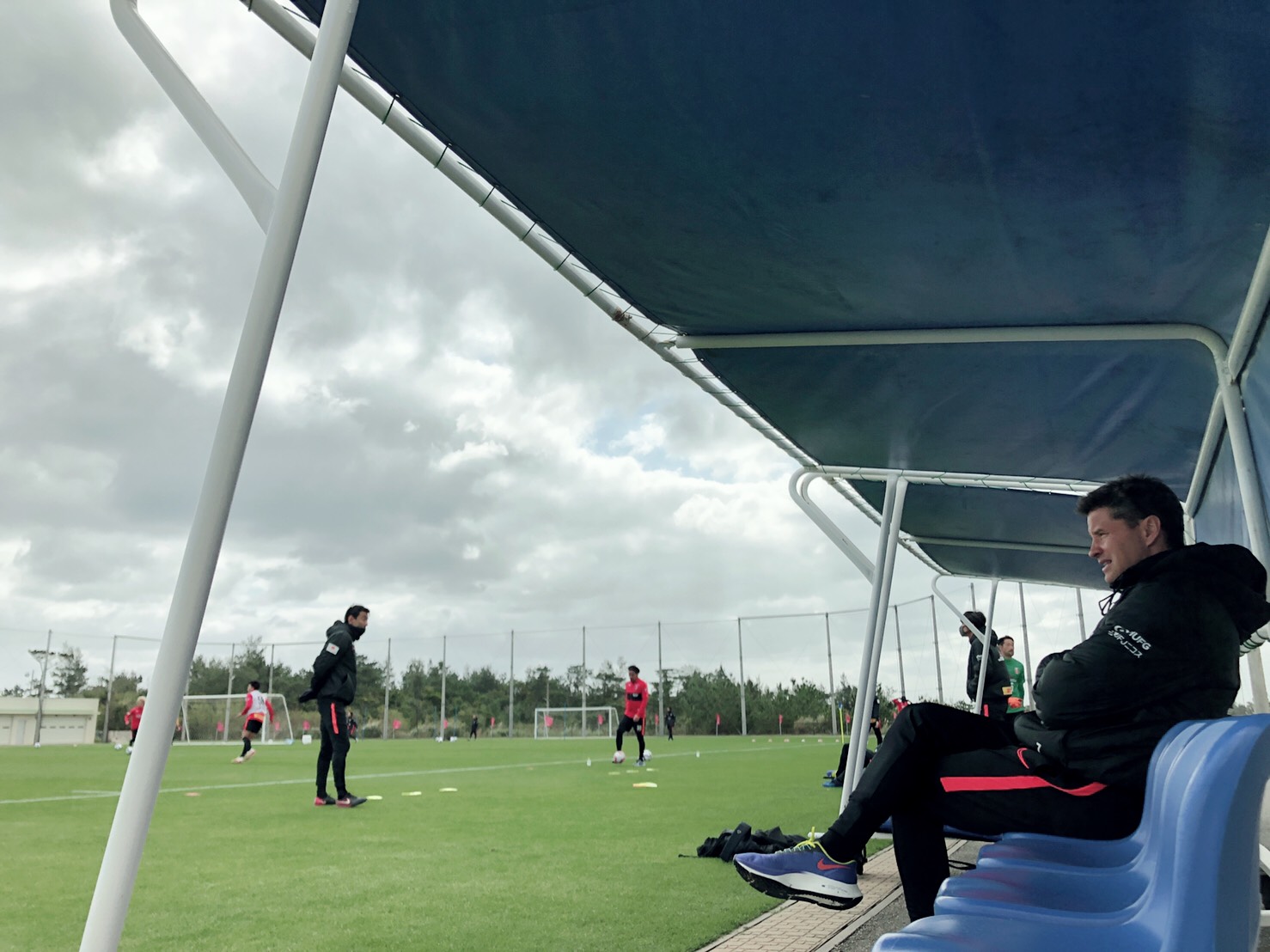 浦和レッズオフィシャル 本日1 29 金 トレーニングマッチ 沖縄sv戦 12 00キックオフ予定 の一部模様を公式インスタ グラムにてライブ配信いたします 配信開始は11 55を予定しております 浦和レッズ公式インスタグラム T Co V0yk7o4qxl 浦和レッズオフィシャル 本日1 29 金 トレーニングマッチ 沖縄sv戦 12 00キックオフ予定 の一部模様を公式インスタ グラムにてライブ配信いたします 配信開始は11 55を予定しております 浦和レッズ公式インスタグラム T Co V0yk7o4qxl