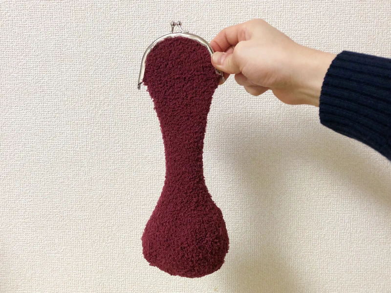 550円を全部1円玉に両替してパンパンに膨らんだ財布を作った結果？残念な仕上げになるwww