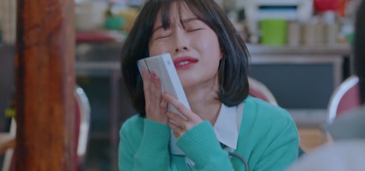 charts_k's tweet photo. .@BTS_twt's Love Yourself: Her album made a brief cameo in Ep 14 of True Beauty https://t.co/9SDw0tnLXa