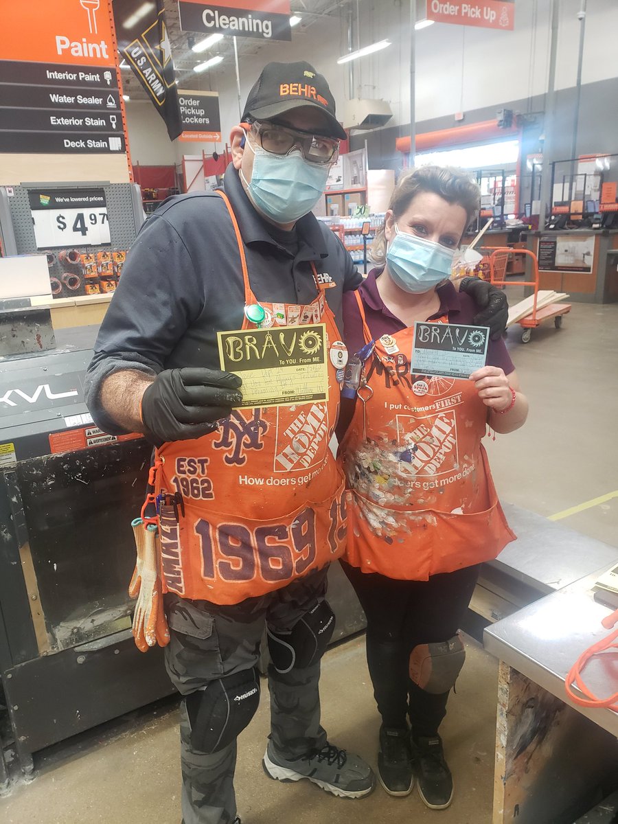 Jose and Meredith in Dept #24   @0552  is all about Team work makes Dream work Great Job Team 👏👏👏