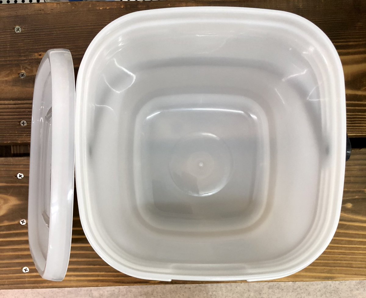 ウエダ釣具店 稚内 בטוויטר 明日は大学共通テストの追 再試験 角5 かくご かくごー かくごー かく合格 となる訳でございます 釣具店 コマセバケツ角5 受験生を応援するバケツ