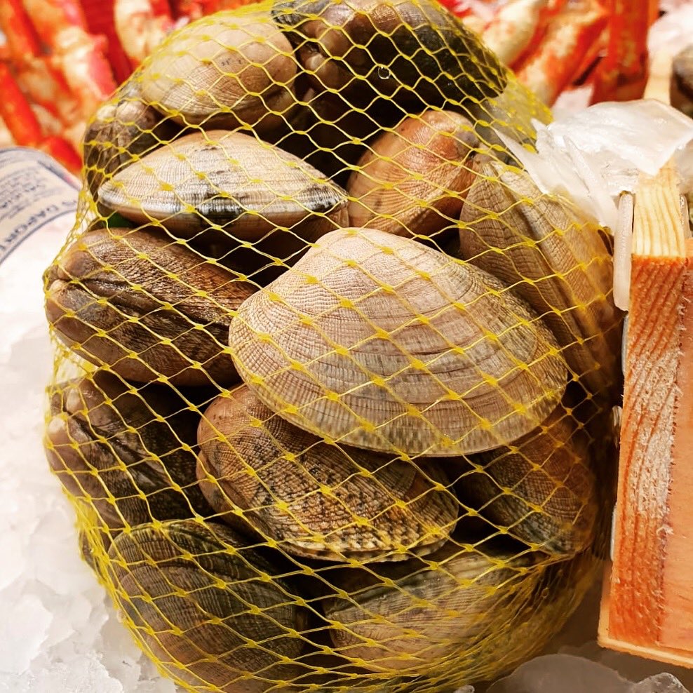 Corosotero's tweet photo. Ya es viernes!!! Disfrutad del fin de semana!!
#donostia #sansebastian #pescado #marisco #food #fish #arraina #mercado #gastronomia #galicia #vasque #felizviernes https://t.co/bDpci3zac3