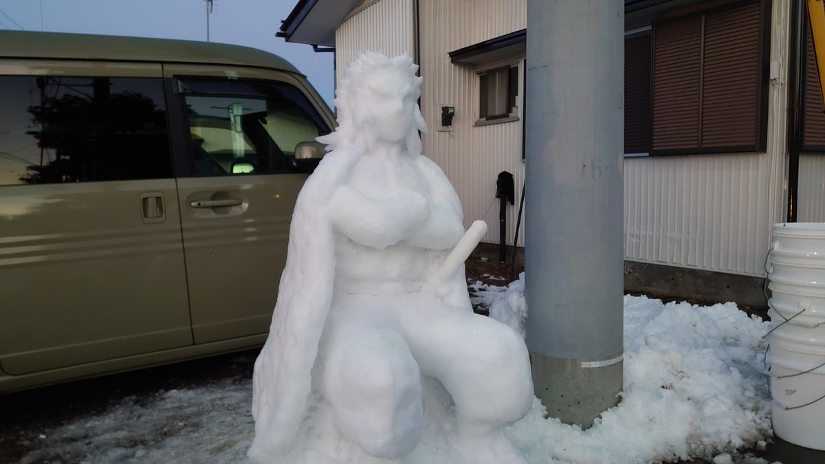 wild_kaz's tweet photo. うん！寒い！

#鬼滅の刃 #煉獄杏寿郎 #きめつのやいば #雪像 #雪だるま #雪だるま職人 #一人雪祭り #富士吉田 https://t.co/r0M4Qf3FVq