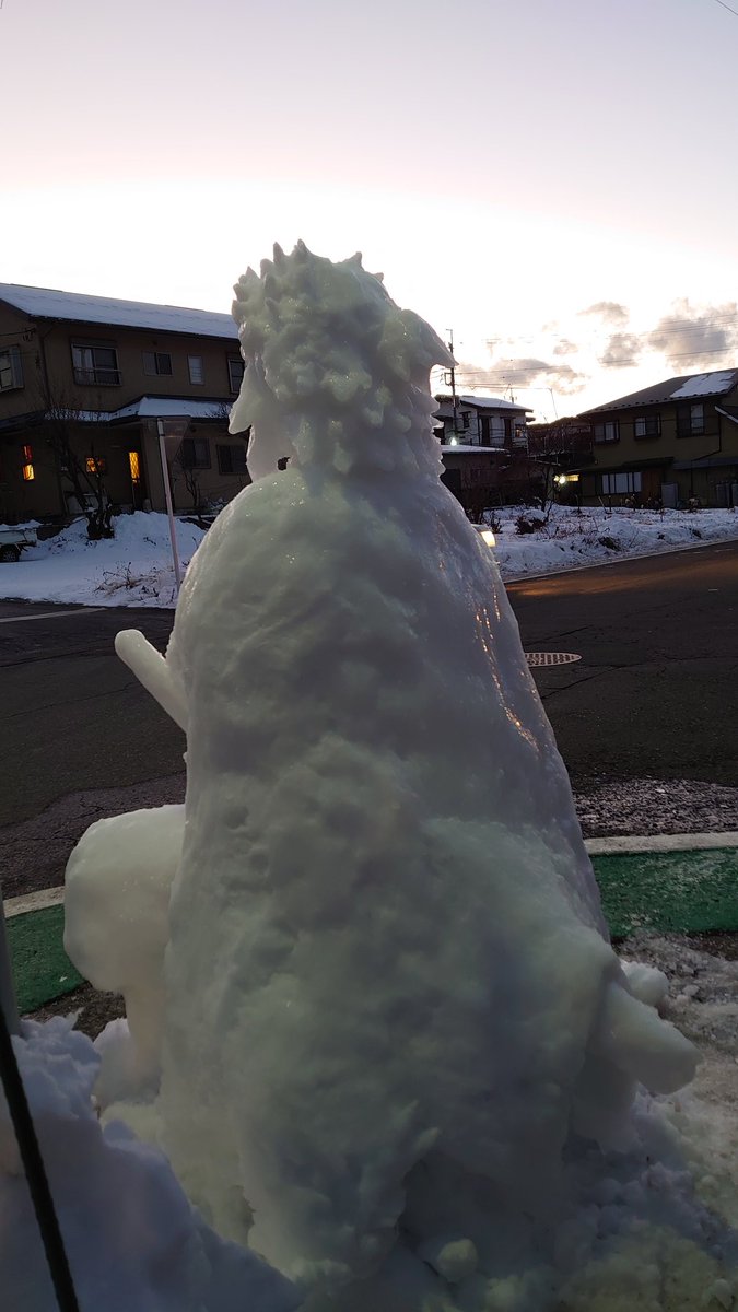 wild_kaz's tweet photo. うん！寒い！

#鬼滅の刃 #煉獄杏寿郎 #きめつのやいば #雪像 #雪だるま #雪だるま職人 #一人雪祭り #富士吉田 https://t.co/r0M4Qf3FVq