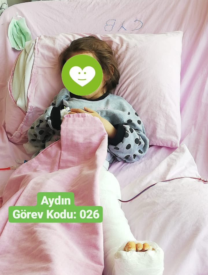 Haydi_Ahbap's tweet photo. Şura kızımız 4 yaşında kanser tedavisi görüyor. Ayağı son anda kesilmekten kurtarıldı.Tedavisi devam ediyor. 250.000TL Valilik onay verdi
Haydi Şura'ya destek olalım
Türker Çalışkan- Serhat Karababa- Hüseyin Okuyan
TR45 0001 2009 5360 0001 0200 64
Swift Kodu:TRHBTR2AXXX
Halkbank https://t.co/HYBQOdEcDu