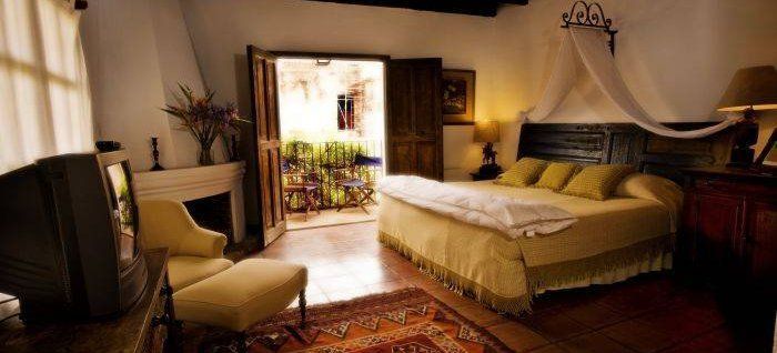 Colonial B&B with the best location in town right across the Capuchinas Ruins, one of the most important and best preserved monuments in #Antigua #Guatemala #wanderlust #gooutside #travelpassion #travelmood #doyoutravel instantworldbooking.com/Guatemala-hote…