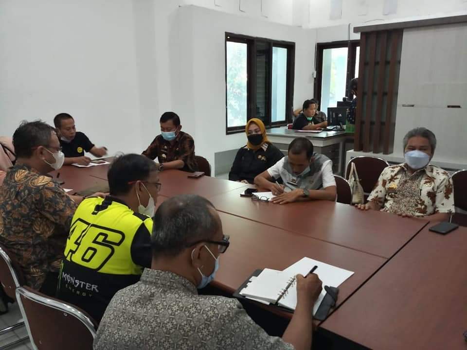 Digelar di tengah Pandemi, Peringatan HUT Pinrang Akan Manfaatkan Teknologi Virtual

Selengkapnya pada tautan :

pinrangkab.go.id/digelar-di-ten…