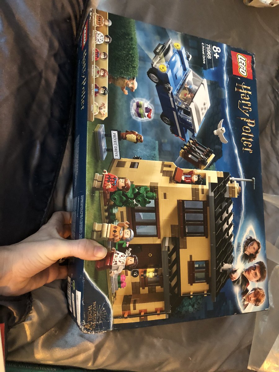 MissTattsTTV's tweet photo. Did someone say Harry Potter Lego? @warnerbros @LEGO_Group @HarryPotterFilm #harrypotter #lego #chamberofsecrets #thedursleys #privatedrive #baddobby https://t.co/vfuuax4Npx