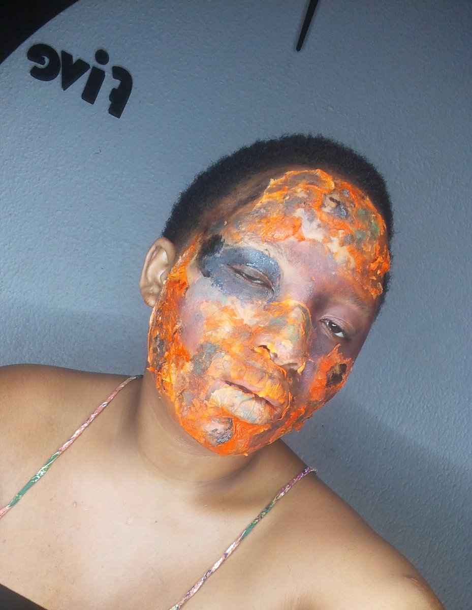 MandisaMsomi2's tweet photo. Burnt😭😢😣😭😭

#makeupartist
#artist
#sfxmakeup
#specialeffects

@MojaLoveTv 
@Mzansimagic https://t.co/uOAUCu7Uxp