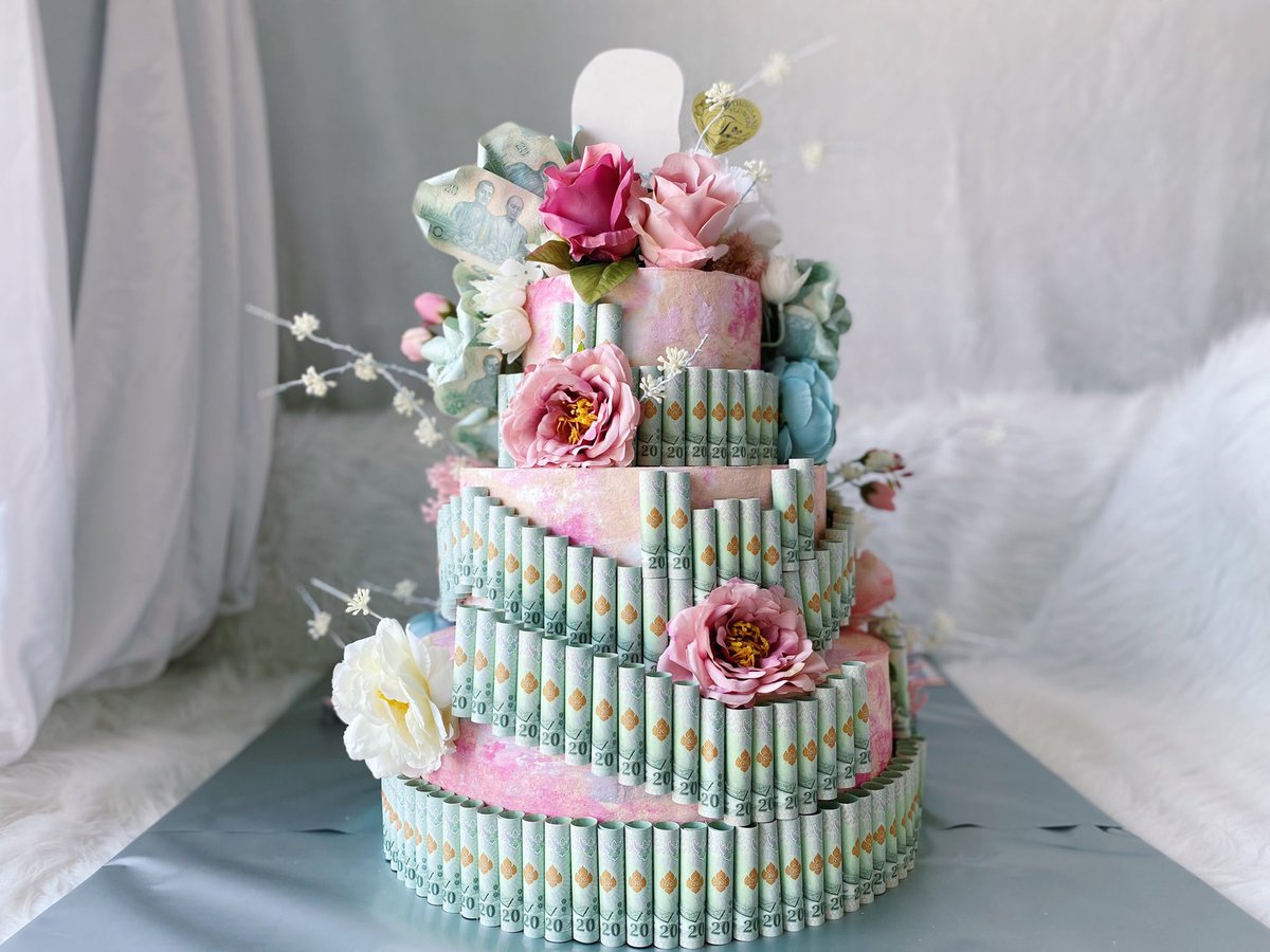 polcaprojectidn's tweet photo. Beautiful 3-tier money cake for our dearest @new_thitipoom ๐
We will always love and support you!
Love from,
#PolcaProjectIDN
@taynewlandph
@TayNew_JapanFC
@TayNewIndiaFC
@TayNewHK
@pinoy_polcas
@loveNewwieeVN
@Taynewperufc
@TayNewHardcore
@taynewwie_id
#Happy28thNewwieeDay https://t.co/RG0pANbBGV