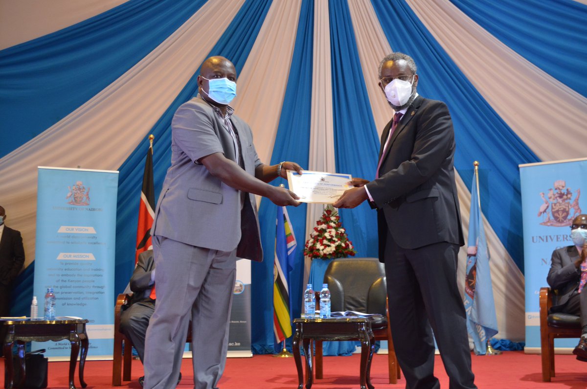 uonbi's tweet photo. The VC is awarding top performers of the 2019/2020 Performance Contract 
#UoNPCceremony https://t.co/eXG4KvaHah