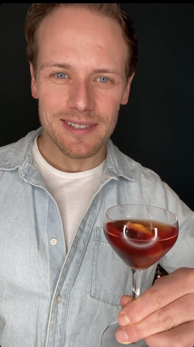 Sanvi10149722's tweet photo. Long day !! Excited for tomorrow!! Must take a deep breath and love this images and lovely positive thoughts ! #SamHeughan #DamSam https://t.co/EINBCdZm7G