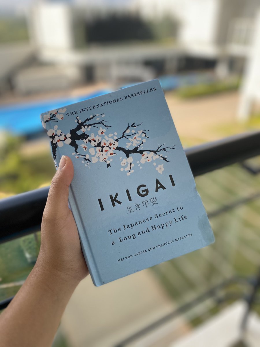 Started this year by reading these 3 amazing books. The Brain: The story of you by @davideagleman Factfulness by #HansRosling Ikigai by Hector Garcia and Frances Miralles #greatreads #reading #bookworm