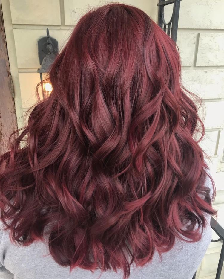 hannalee_'s tweet photo. thinking about what hair color to do once life gets a little bit normal again &amp; here’s the current vision board https://t.co/XVatpPwIeQ