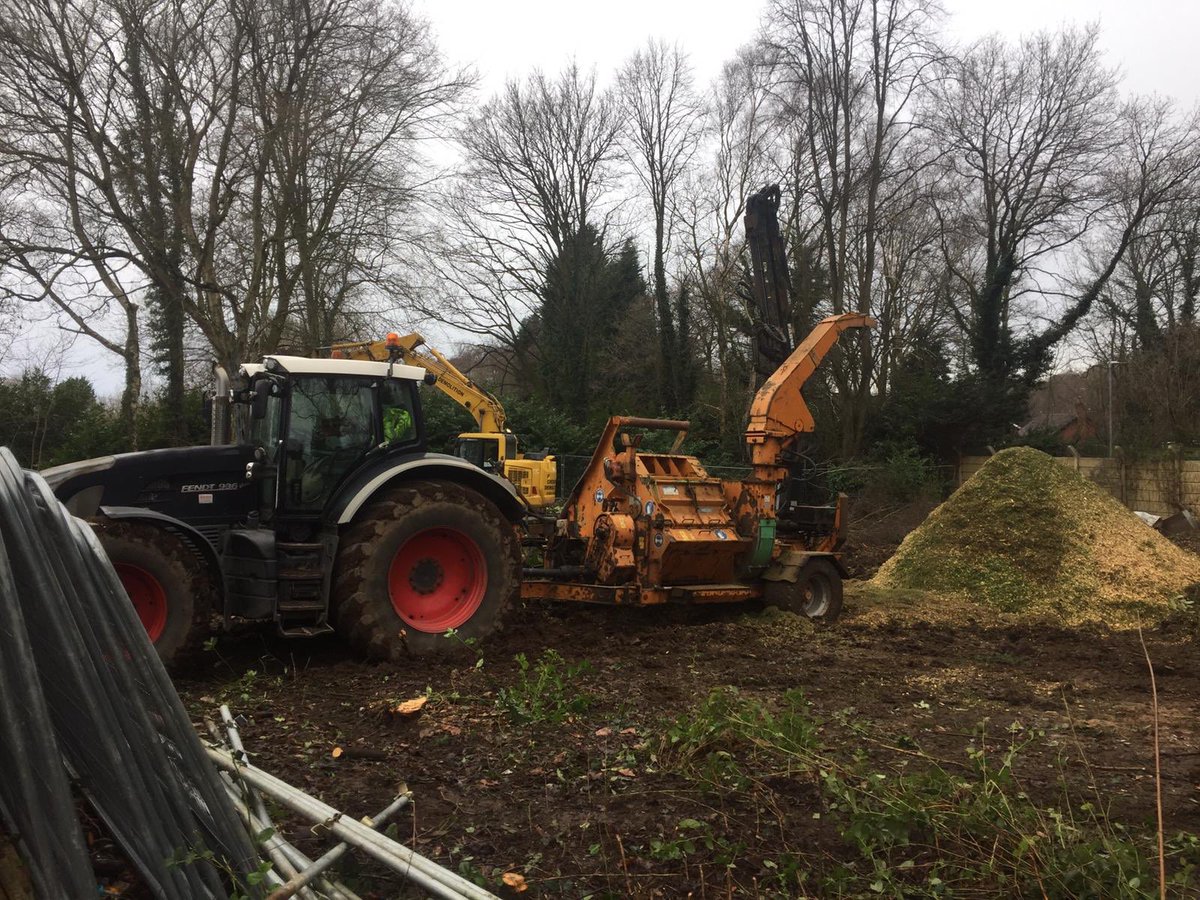 ChrisMcGoffManc's tweet photo. Gr8 tree clearance work this week at our latest New Care site in #Wilmslow #BuildingBetterCare with the delivery of new generation care home,providing 63 beds in an area of overwhelming need to serve local community&amp;keep our elderly in the area in which they have always lived https://t.co/49MXBGt47l