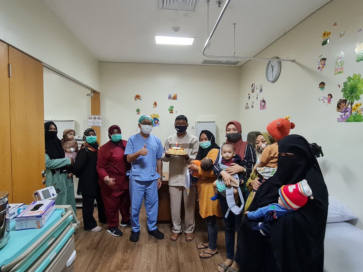 Today, we celebrate the 1st Anniv of Children with Stoma Community in Jakarta.
We hope for better health for children of Indonesia, especially those who live with stoma..
#kospaja
#childrenwithstoma
#hirschsprungdisease
#anorectalmalformation
#untukanakanakindonesia
#pandemic
