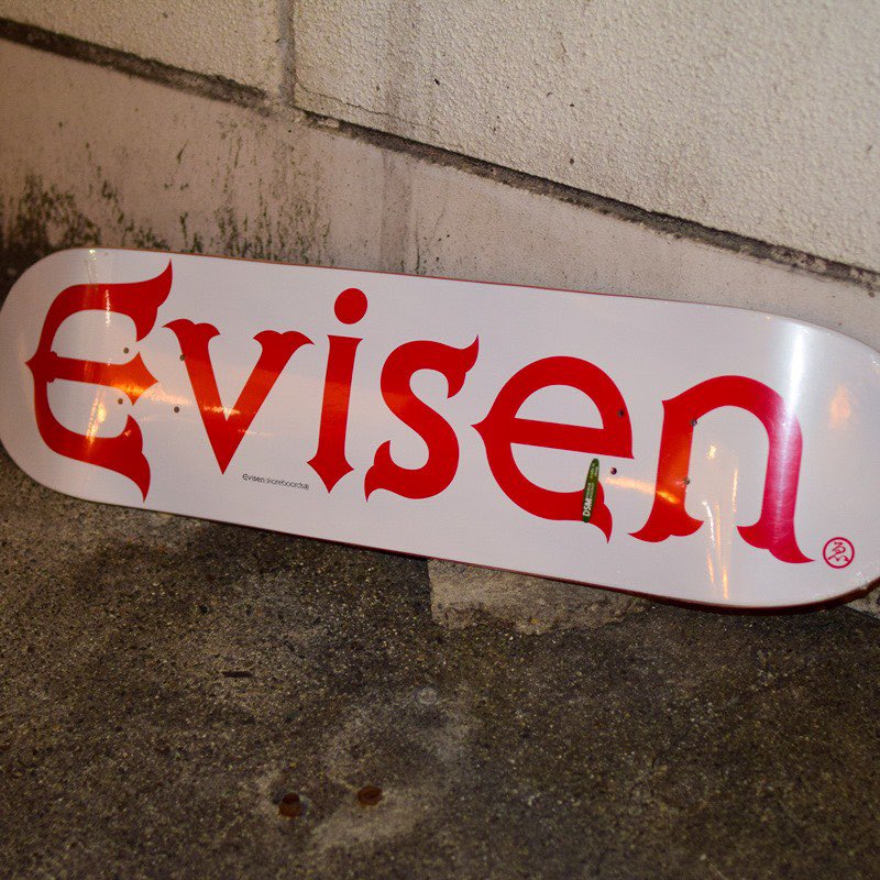 INuradera's tweet photo. evisen skateboards ゑ

店頭、Webstoreともに本日より発売開始です。

#evisen
#エヴィセン
#deck
#デッキ https://t.co/r9RvMfOm6P