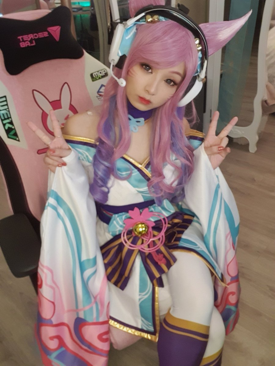 MelonsOce's tweet photo. Bring back spirit ahri 😘 https://t.co/LIbnLAoDLU