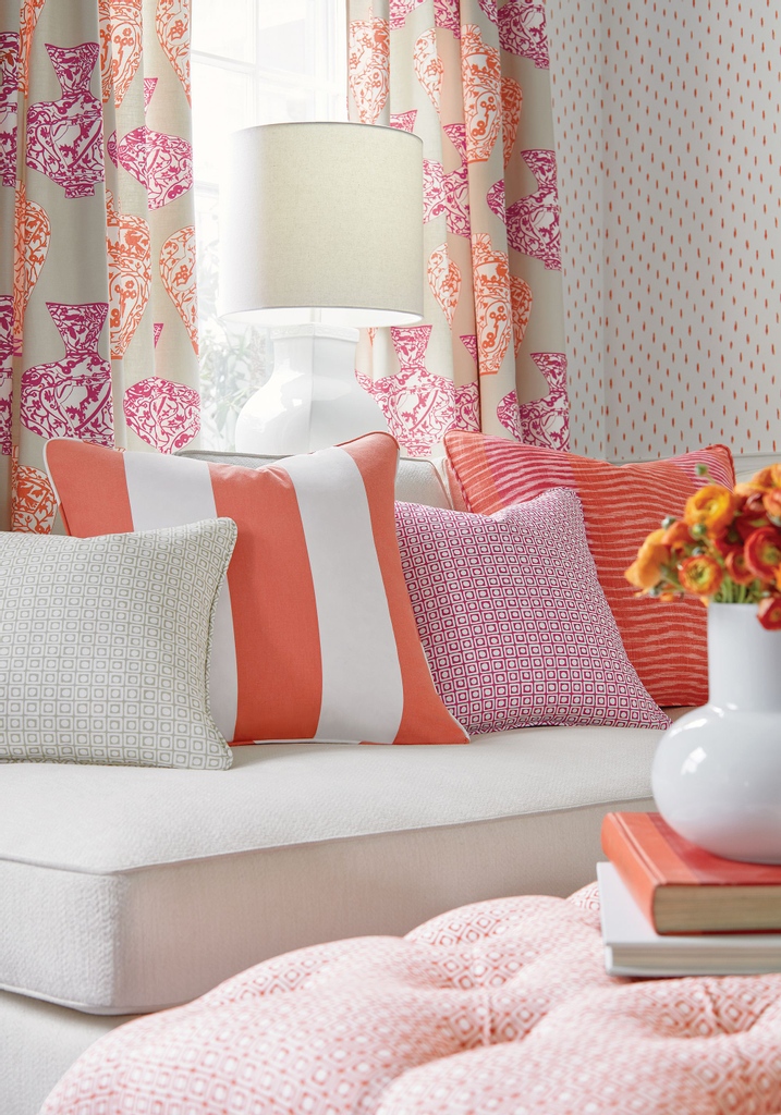 FabricsPapers's tweet image. As they sit so close on the colour wheel, pink and orange are not often thought of as an obvious colour combination. But pair a hot fuchsia with a zesty orange and you will discover that they're a dream partnership! Get inspired l8r.it/Zbci #PinkHome #ColourTrends