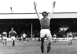 Happy 6  8  th birthday to the king, Ronnie Moore     