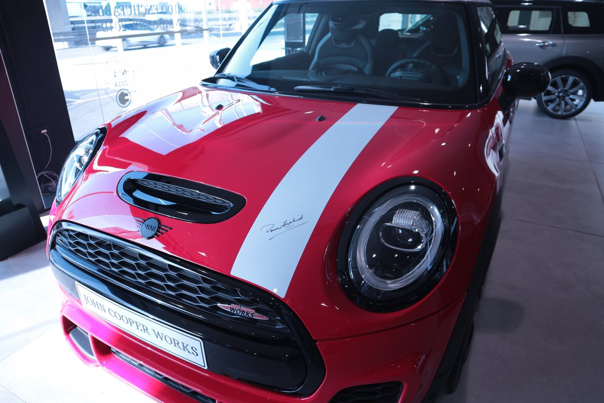 MINIEngasa's tweet image. 🏁 El 37 de nuevo en la línea de salida 
🔴👇
🚗 El MINI Paddy Hopkirk Edition está ya en ES al igual que el famoso número ganador, limitado este a 37 unidades en su versión más potente, en @MINIEngasa 

📍Av. Real Monasterio de St Mª de Poblet, 74 #Valencia #orgullodeMINI #MINI
