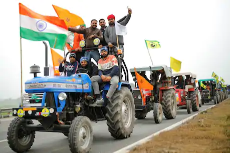 A1TVOfficial's tweet photo. #TractorParadeViolence: हिंसा के सबूत इकट्ठा करने में जुटी दिल्ली फोरेंसिक साइंस लेब्रोटरी, अलग-अलग जगहों पर पहुंची टीमें। गाजीपुर और नांगलोई भी जाएंगी।
@DelhiPolice #DelhiFSL #RepublicDayViolence #KisanAndolan #GazipurBorder #Nangloi #FarmBills https://t.co/gZfxl7mf1F