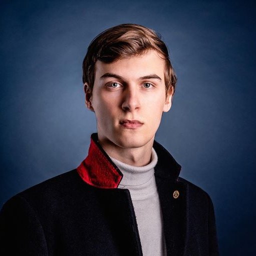 ShootingArtist's tweet photo. Dagje shooten in de studio met familie...... 
#portret #fotografie Thomas van der Stege!
 More to follow.... https://t.co/xbOwUUKVIr
