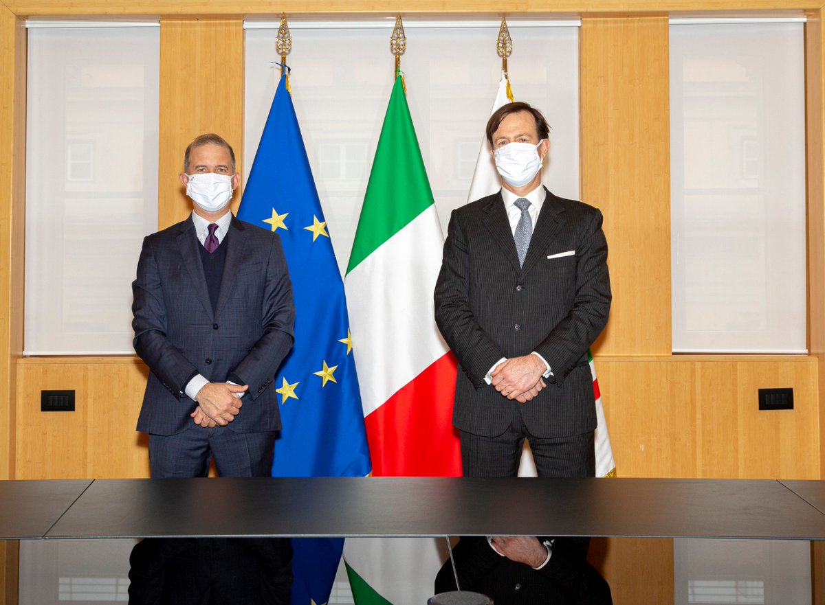 snam's tweet photo. Snam and @GruppoCDP have launched #Renovit, the new Italian platform to promote #energyefficiency of condominiums, companies and the public administration whereby fostering the sustainable development and the #energytransition in the country.
➡️https://t.co/ZGfJL4c6Vw https://t.co/cI4k5q51Uv