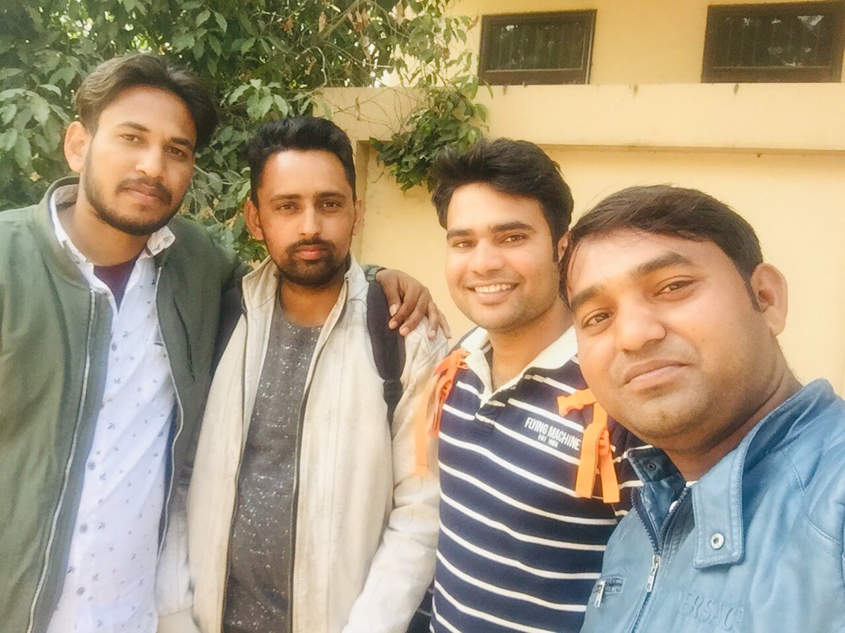 mr_sunil1995's tweet photo. #Rsmssb_diploma_jen_exam_cancel
💧डिप्लोमा वाले विद्यार्थीयो केसाथ कब होगा न्याय अब तक हमारी SOG जांच नहीं 50+दिन हो गये ..आखिर इस बोडऀ मेचल क्या रहा हैं राज. के ��ुवाओ के साथ ईतना बडा अन्याय क्यु?क्या राजस्थान सरकार इसेअपना अभिमान समझती याफिर सरकार भृष्ट हो चुकी है @ashokgehlot51 https://t.co/4iSXkbxFsR