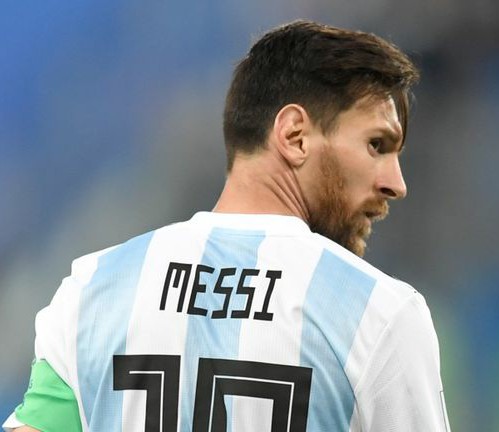 Mins per goal contribution:All time:Messi - 103Ronaldo - 102Copa America/Euros:Messi - 108Ronaldo - 128World Cup:Messi - 148Ronaldo - 164