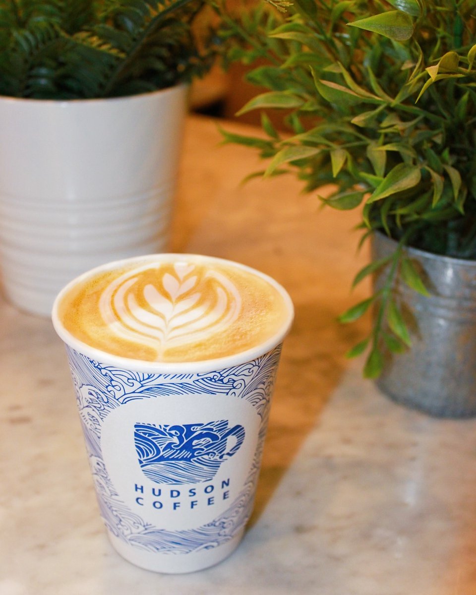 hudson_coffee_'s tweet photo. Warm up today with a Latte☕️😊
#coffee #coffeeshop #latte #latteart #espresso #hoboken #love #music #tbt #friends #beanvaultcoffee #hudsoncoffee #drinks #energy #hobokengirl #drinkbettercoffee https://t.co/HHZCxNHu80
