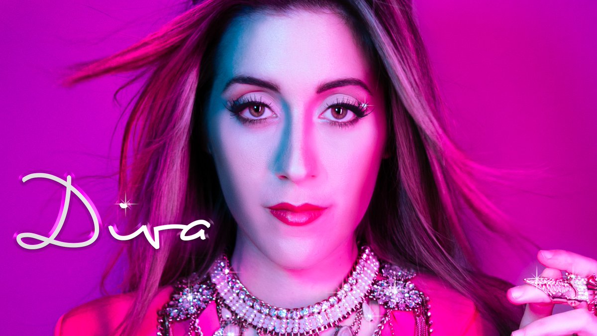 La sensation Web <a href="/denyzee_/">Denyzee</a> et le groupe pop-électro <a href="/kingdomstreet_/">Kingdomstreet</a> unissent leurs forces pour nous dévoiler aujourd’hui la chanson « Diva »! ✨

Clique pour écouter la chanson et ajoute la à ta playlist! 
ste-4.lnk.to/DivaTW

#KingdomStreet #Denyzee #Diva