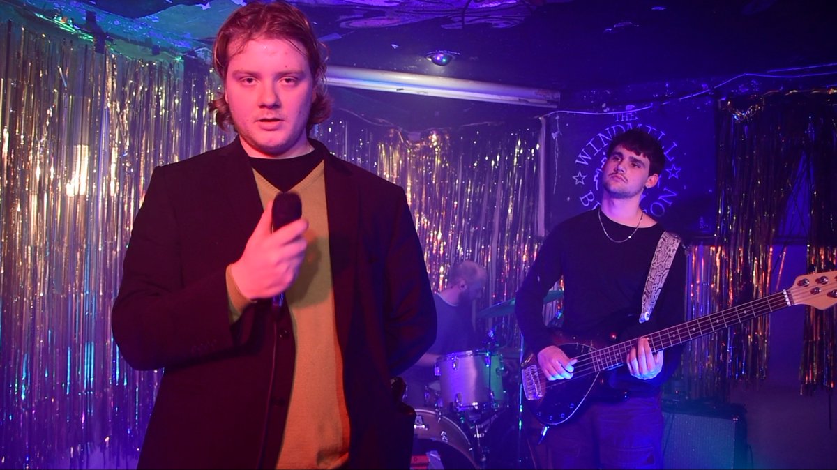 WindmillBrixton's tweet photo. Streaming tonight on @bandcamp as part of @IVW_UK with @LynksLynksLynks, #MerlinNova, @famous00000 #JerskinFendrix, 
Tix £3 https://t.co/gH5J5yIWGf https://t.co/toGYzDjxmn