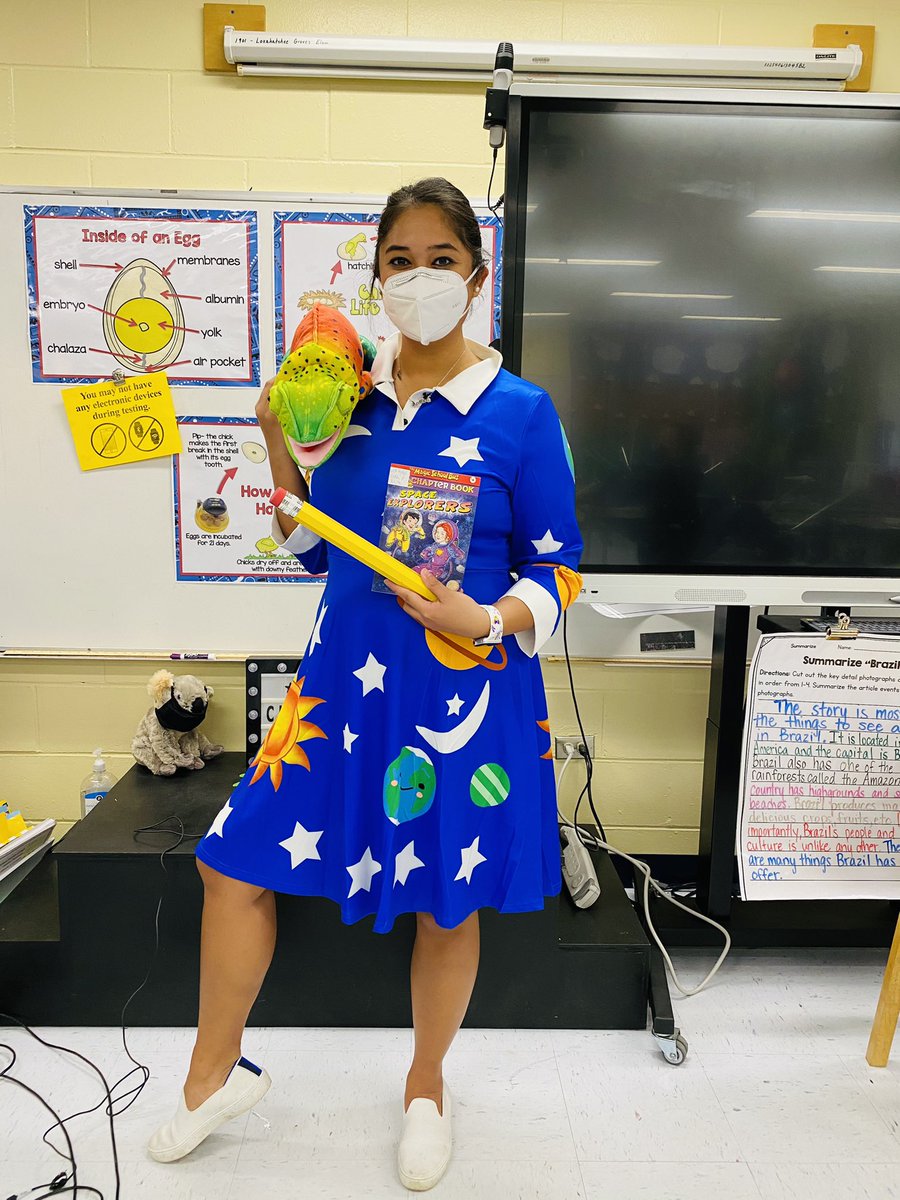 STEMediaStories's tweet photo. “As I always say, make mistakes, make mistakes, make mistakes! It’s the best way to learn something.”-Miss. Frizzle 

A great end to Literacy week filled with guest readers, and outdoor Reading sessions!!

 ‘Hit it,Liz!’ #LiteracyWeek @pbcsd @LGESElem https://t.co/VtGv6UhvyZ