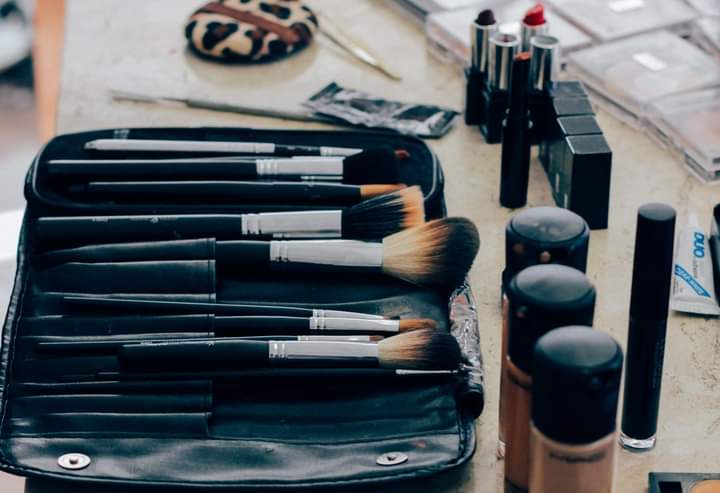 We recommend doing a makeup trial before your wedding—where you talk over your ideal beauty look with your makeup artist in advance and get a preview of what that makeup will look like, to avoid any nasty surprises on your big day.
#weddingplanningandmanagement
#DASplans