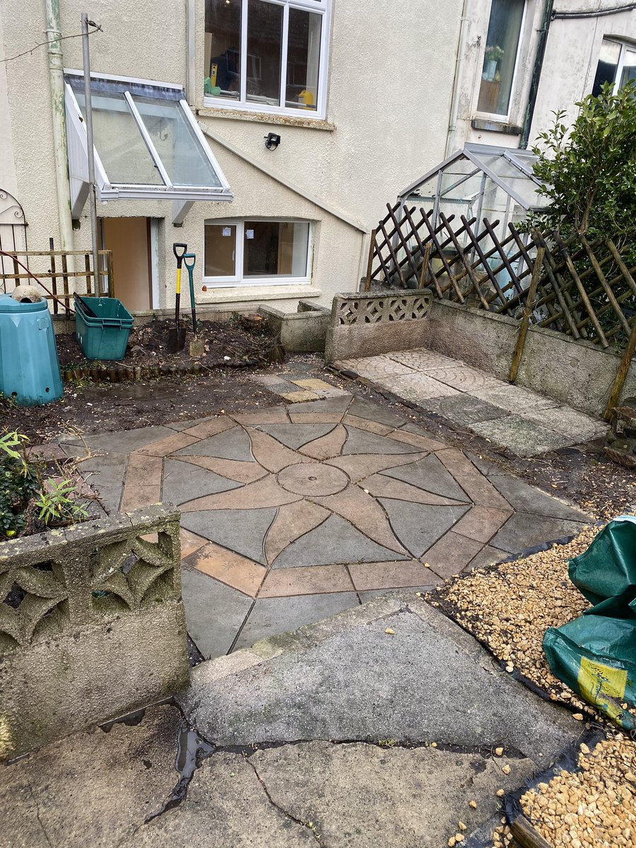 DevonGardenSolutions tweet media