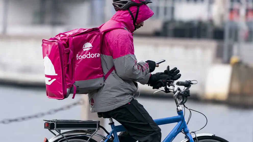 The #Sweden's #Transport union have agreed an 'in principle' collective bargaining agreement with #Foodora (incl. pay, working time). It will enter into force on 1 March if approved by both boards. A big win for #PlatformWorkers. 
#GigEconomy #GigWorkers
svt.se/nyheter/inrike…