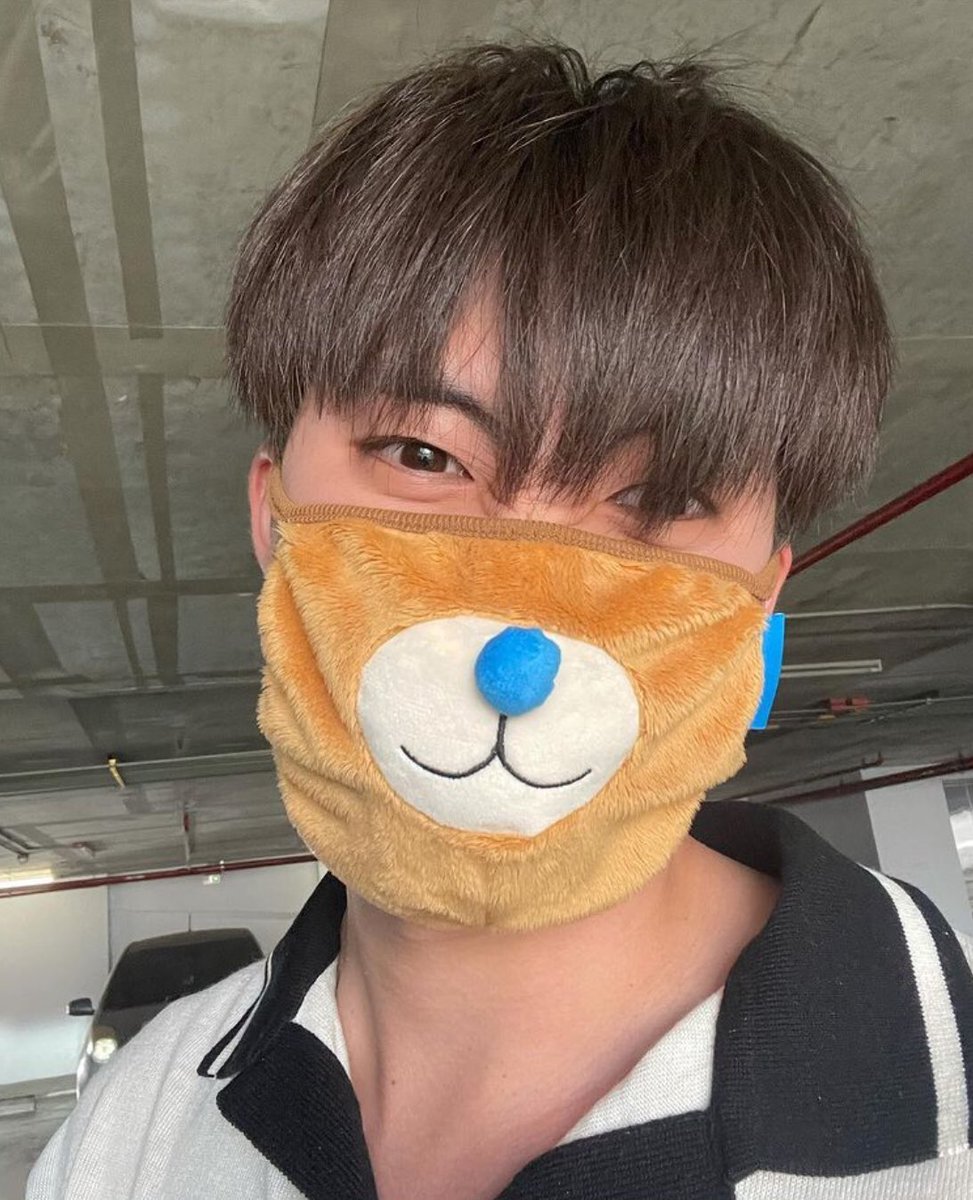 PhiravichS's tweet photo. ไปช่วยเหลือเด็กๆทั้วโลกให้ปลอดภัย มีคุณภาพชีวิตที่ดีขึ้นครับผม
- มีน พีรวิชญ์ อรรถชิตสถาพร -
#MeanPhiravich #MeanTro
#unicef
#รวมใจไปด้วยกัน
#EveryOneForEveryChild
#TheBlueCarpetShow https://t.co/2TIpUYZX1h