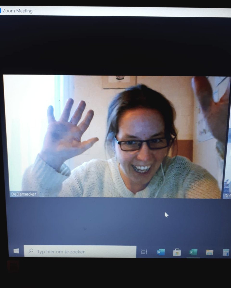 Niet alleen de lessen gaan via Zoom. Ook Wil en Annouke hebben (dagelijks) overleg via Zoom. Wat een feestje...