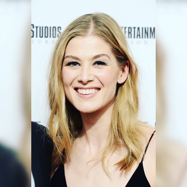 Happy Birthday Rosamund Pike   