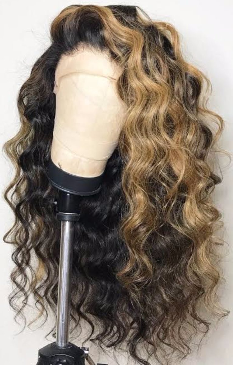 Deelegantee's tweet photo. #AbujaTwitterCommunity I am a makeup artist and hair stylist in Abuja please patronize my hustle my people, this are some of my work and you can check me on Instagram @shakaraempire  #StarGirlEricaXKukusHair #Abuja #ArtistOfMalaysia #TwitchStreamers https://t.co/TIC31B8ist