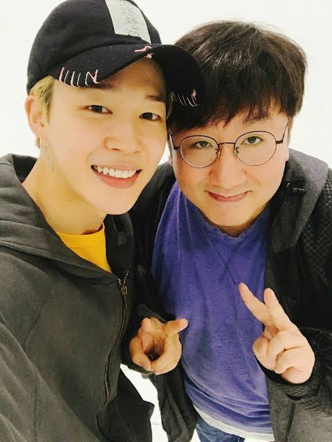 Bangtan selfies with bang pd to make antis more mad 