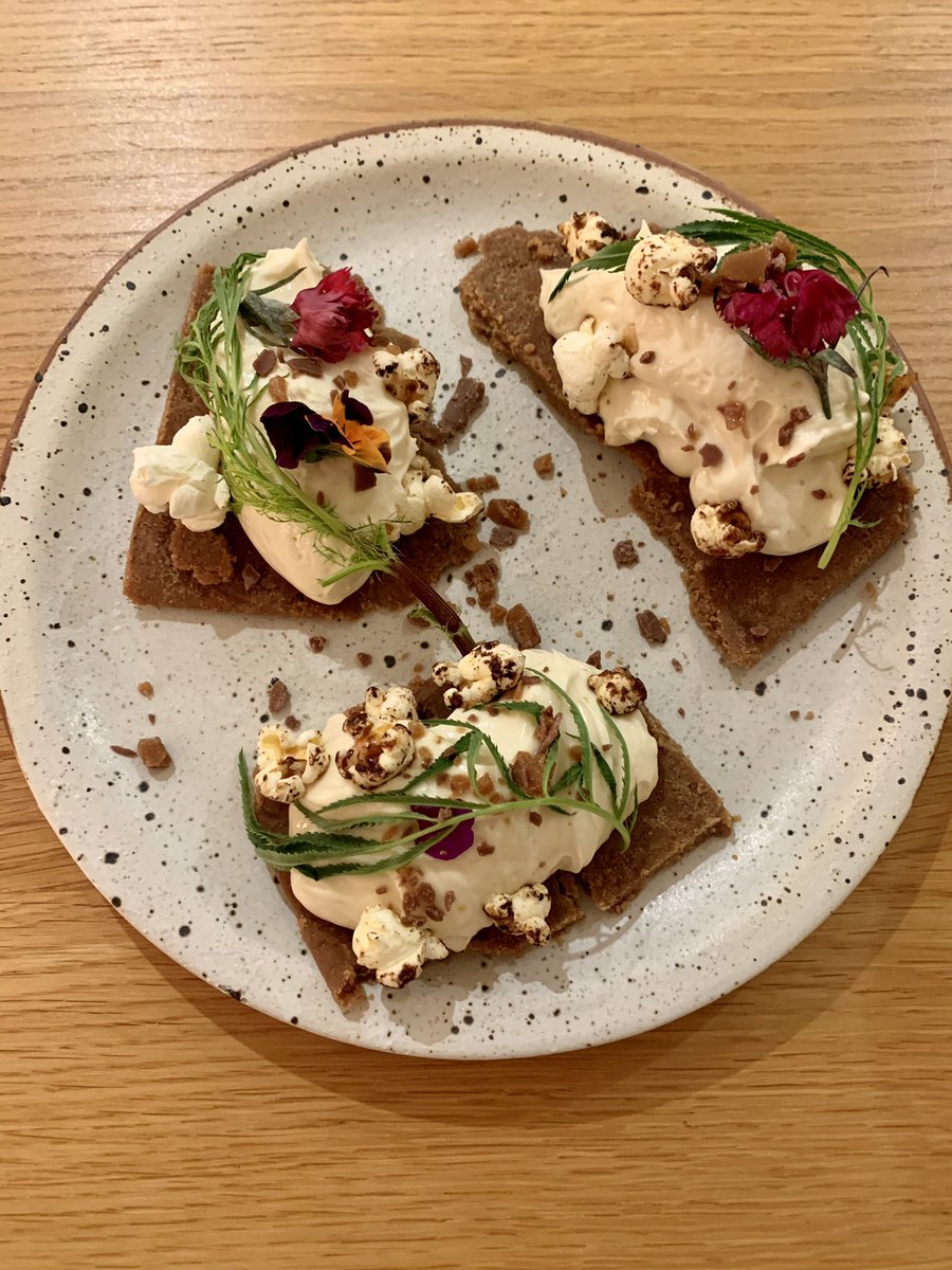 Loved last night’s Nordic-themed evening with A Cook’s Tour. Great way to spend a lockdown evening and genuinely some of the best food I’ve had in a long time (especially the hen of the wood on caramel cheese and daim bar cheesecake). Plus delicious Negronis from <a href="/drinksfusion/">Drinksfusion</a>