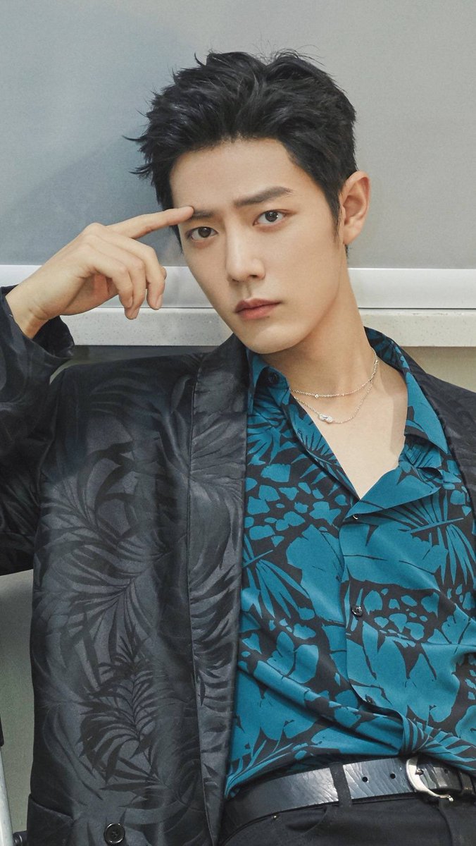 จอมทัพเป็นตากล้องส่วนคุณเพลิงกัลป์เป็นนายแบบ ในตอนที่เราสบตากันผ่านเลนส์ ..จอมทัพสาบานกับตนเองว่าเขาจะจีบคุณเพลิงกัลป์ให้ได้

   “เพลิงไม่ใช่อย่างที่คุณคิดหรอกค่ะคนดี อย่าเล่นกับไฟจะดีกว่า”

แต่จอมทัพควรจะรู้ว่าถ้าหากเล่นกับไฟ..เขาอาจต้องเป็นฝ่ายต้องเจ็บตัว

#ป๋อจ้าน #ฟิคป๋อจ้าน